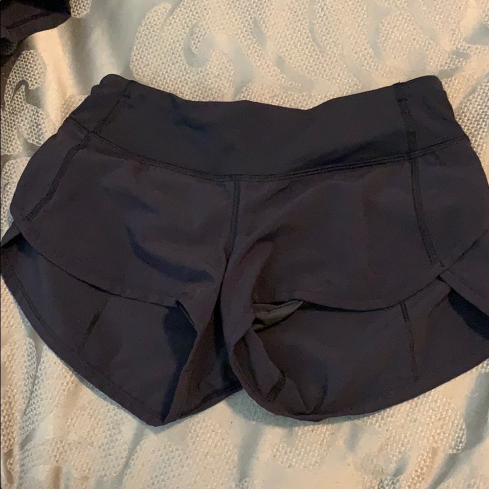 Black shorts GUC
